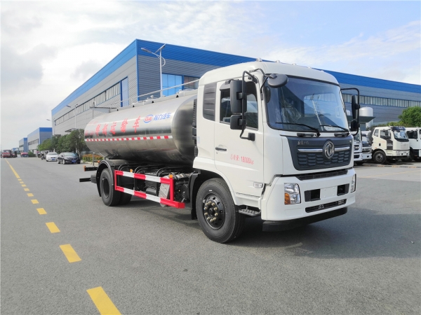 东风天锦鲜奶运输罐车13方